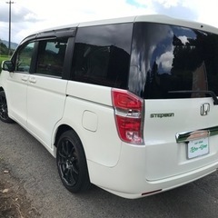 ステップワゴン 22年 車検5年7月 ナビ Bカメラ 地デジ 右側電動 リアモニの画像