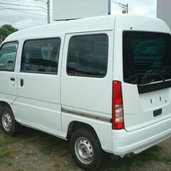ご成約有難う御座いました。サンバーバン　トランスポーター　４ナンバー　切替式４ＷＤ　５ＭＴ　走行距離 １１７６３５ｋｍ　キーレス　　　 エンジン・ミッション調子良し　程度良好おすすめ車輌の画像