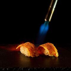 【土日祝シフト】あぶり寿司・海鮮丼専門店での製造・販売スタッフ【時給1200円】の画像