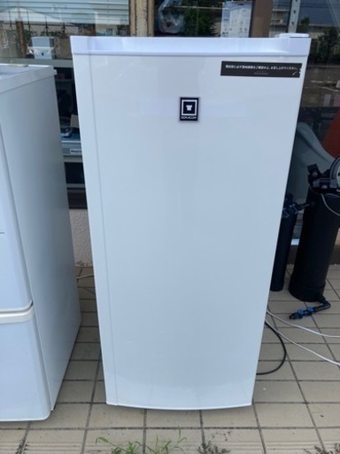 レマコム 冷凍ストッカー (冷凍庫) 1ドア 前開きタイプ (108L) RRS-T108 リサイクルショップ宮崎屋住吉店22.7.24F
