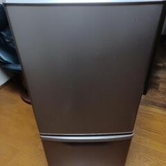 パナソニック　冷蔵庫　NR-B149W 2017製