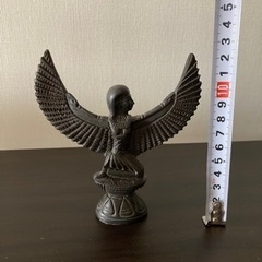 イシス神 置物の画像