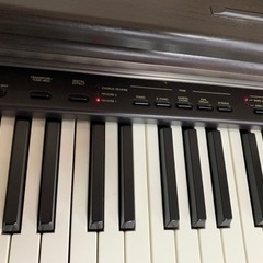 CASIO  電子ピアノの画像