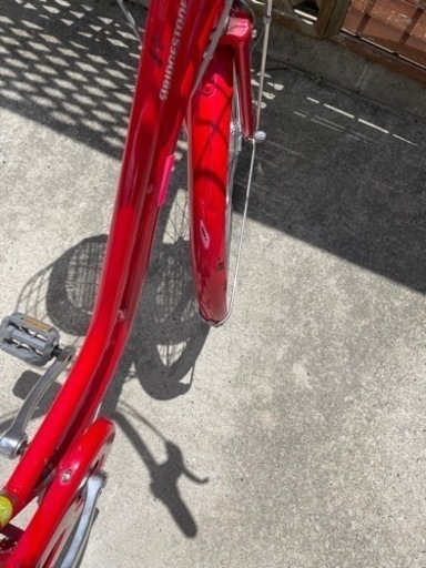 ブリヂストンBRIDGESTONE　3段ギアチェンジ付き自転車　赤色　26インチ