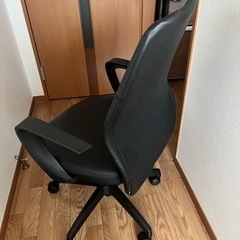 ニトリ デスクチェアの画像