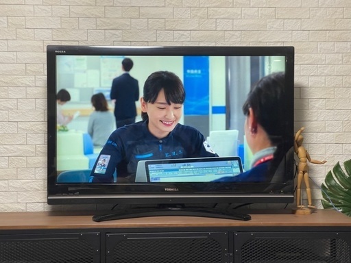 東芝REGZA 2010年製 42型 液晶テレビ