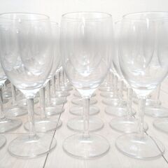 【 美品 】 食器洗浄機 ラック 2セット グラスラック 36仕切り ＆ ワイングラス 72個揃い  [ お引き取り場所 東京都 調布市 ] 近隣地域限定配送あり / 業務用 食器洗浄機の画像