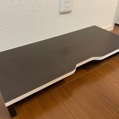 pc、スピーカー、雑貨など飾り物置き棚の画像
