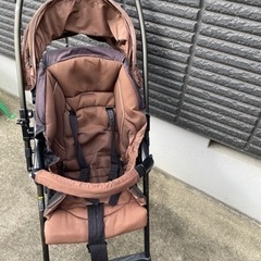 コンビ　ベビーカー　メチャカル ファーストの画像