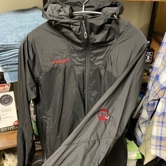 マムート　ナイロンパーカー