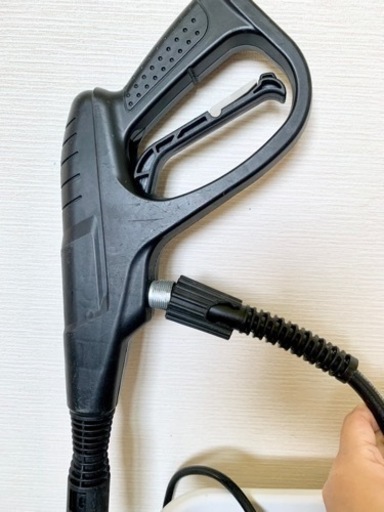 タンク式高圧洗浄機　アイリスオーヤマ