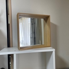 鏡の飾り棚？　ゆずります。の画像