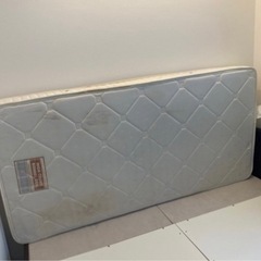 シングルベッド　マットレスの画像