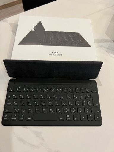 iPad キーボード　Apple純正　　10.5  スマートキーボード　A1829