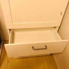 IKEA 棚　シェルフの画像