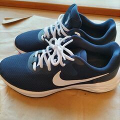 ほぼ新品【NIKE　RUNNINGシューズ】26.5cmの画像