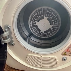衣類乾燥機の画像