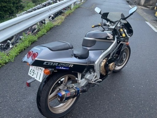 ホンダ　CBR250r MC19