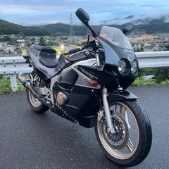 ホンダ　CBR250r MC19