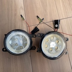 トヨタ　フォグ　イカリング