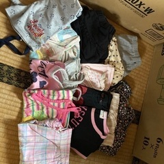 子供服(女の子)１００お安くどうぞ‼️