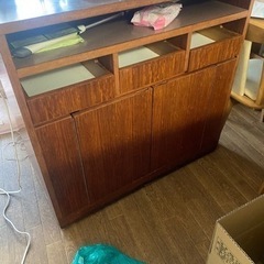 ホテルのカウンターテーブル　急募　火曜日まで