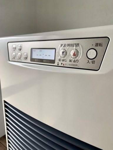 お引取り限定 19年製 美品 サンポット 石油暖房機 FF式ストーブ FF-4210TL N 