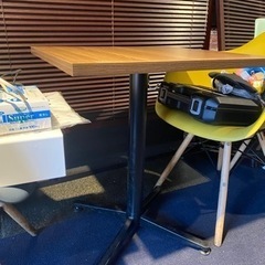 カフェテーブル　テーブル　机　7月28日まで！！の画像