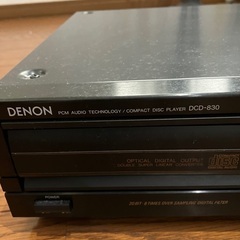 DENONのCDプレーヤーです。