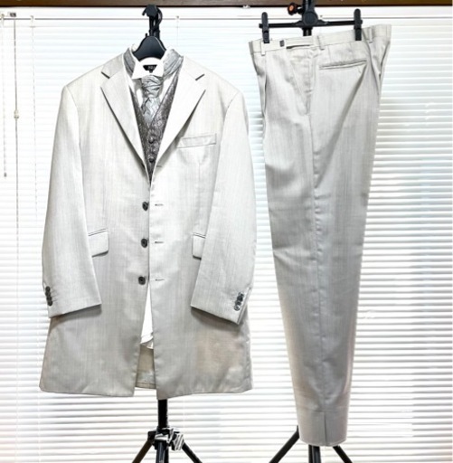 ウェディング 撮影　タキシード フルセットシルバー 　PERLA Lサイズ?