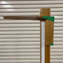 身長測定器　健康診断　昭和レトロ　保健室　木製　小学校　中学校　スケール　ビンテージ　インテリアの画像