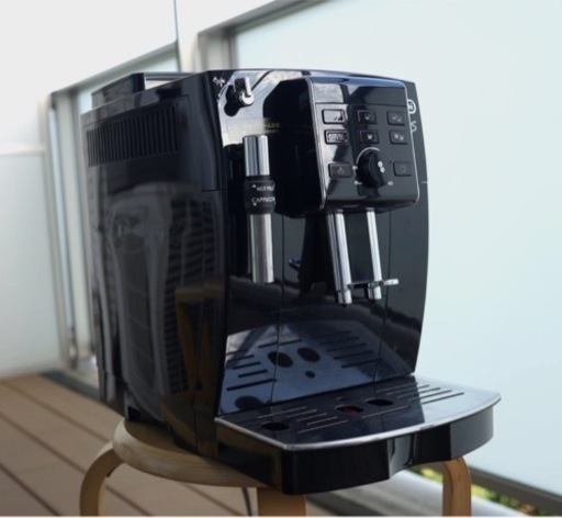 デロンギ　マグニフィカ　エスプレッソマシン　【美品】