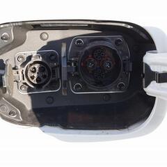 今はSUVの時代！三菱　アウトランダー　提携ローン１２０回払いOK