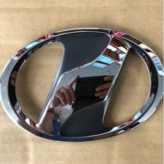 値下げしました‼️純正エンブレム‼️