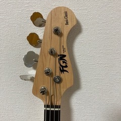 フジゲン　ベースの画像