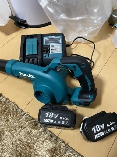 今週売れなかったら消します！値引き中！マキタ ブロワー18V 本体＋バッテリー2つ＋充電器
