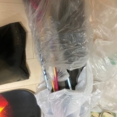 スノーボード、スキー板、ストック　引き取り者決定の画像