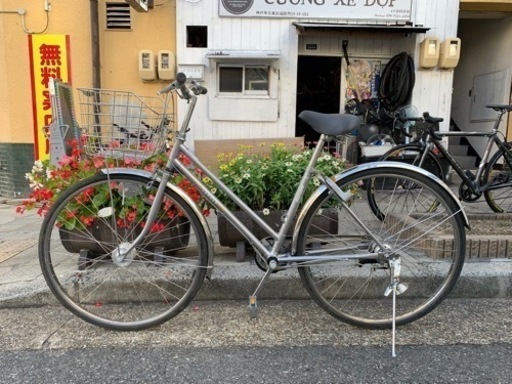 📮📮MARUSHI 美品　ママチャリ　２７インチ　3変速　カギ付きシルバー　自動ライト　首　ロックあり