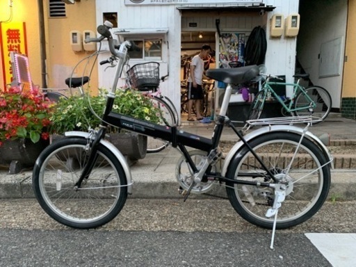 ??　折りたたみ自転車　２０インチ　6変速　黒　前後タイヤとチューブ　新品交換した