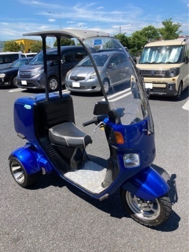 ミニカー登録☆ジャイロキャノピー☆ノーヘルOK☆ブルーメタリック☆2スト☆バッテリー＆フロントタイヤ新品☆鍵付きBOX☆50cc☆配達にも♪