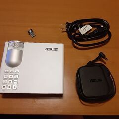 モバイルプロジェクター　ほぼ未使用