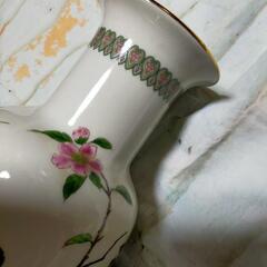 【九谷焼】柴田陶器 金彩色絵花鳥図 花瓶 壺 の画像