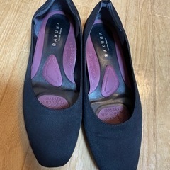整体パンプス　24.5センチ　ローヒール