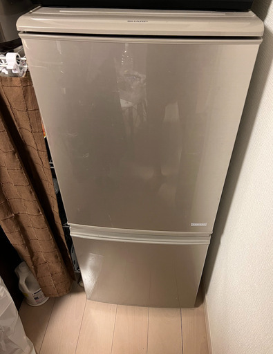 シャープ 137L 2ドア冷蔵庫 （SJ-C14C-N）
