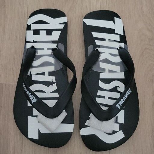 THRASHERサンダルMサイズ