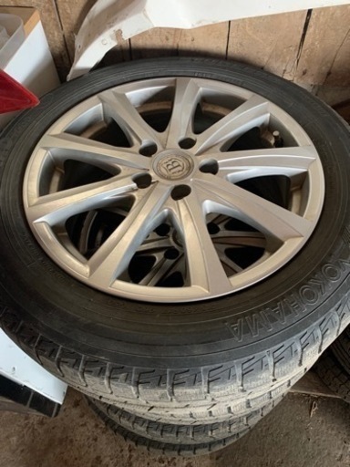 冬タイヤ　114.3-5穴　215/60r17  全然使えます！
