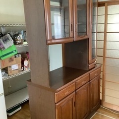 両面ハッチタイプ食器棚
