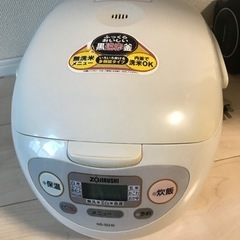 炊飯器の画像
