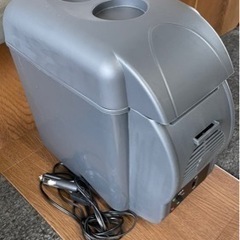 ポータブル車載温冷庫の画像