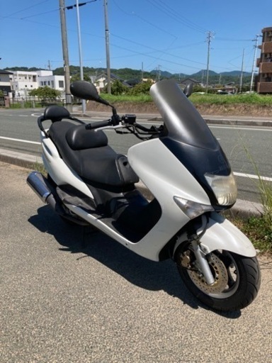 人気の原付2種　マジェスティ125 通勤通学に